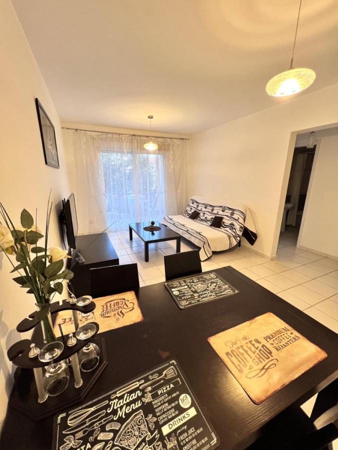 Iris Village بافوس المظهر الخارجي الصورة