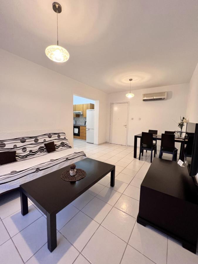 Iris Village بافوس المظهر الخارجي الصورة