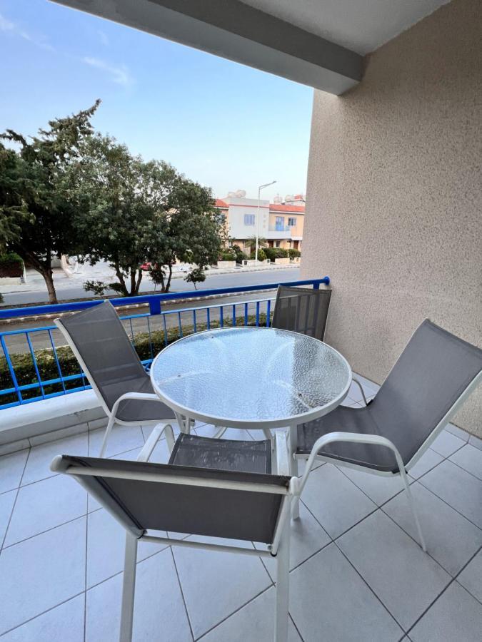 Iris Village بافوس المظهر الخارجي الصورة